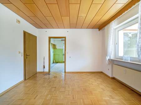 Essbereich Essbereich - Zweifamilienhaus in 76297 Stutensee mit 207m² kaufen