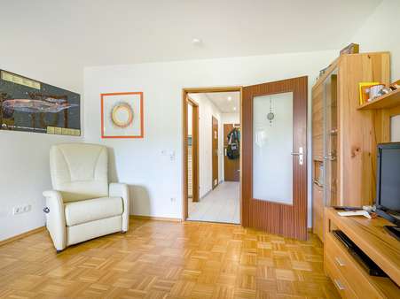 Wohnzimmer Wohnzimmer - Erdgeschosswohnung in 76275 Ettlingen mit 39m² kaufen