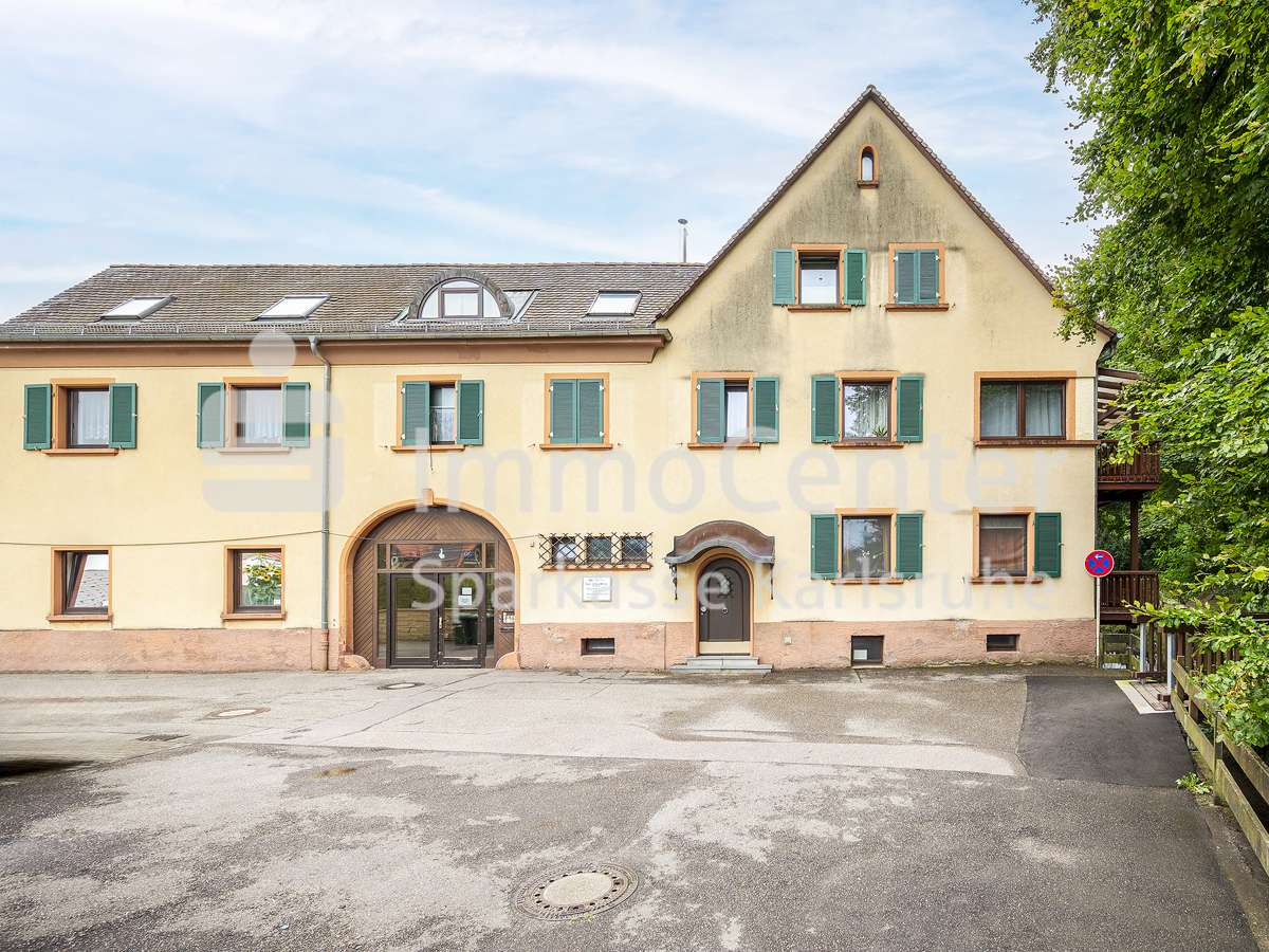 Außenansicht  - Etagenwohnung in 76356 Weingarten mit 73m² kaufen
