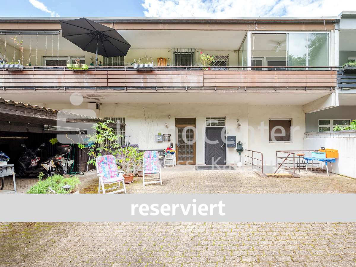 Außenansicht Außenansicht - Zweifamilienhaus in 76139 Karlsruhe / Waldstadt mit 297m² kaufen