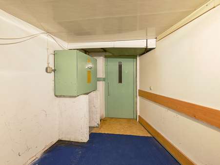 Lastenaufzug Lastenaufzug - Zweifamilienhaus in 76139 Karlsruhe mit 297m² kaufen