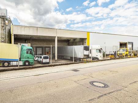 Aussenansicht  - Lager mit Freifläche in 76646 Bruchsal mit 0m² kaufen