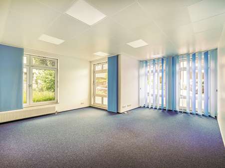 Kundenbereich - Bürofläche in 76228 Karlsruhe / Stupferich mit 0m² mieten