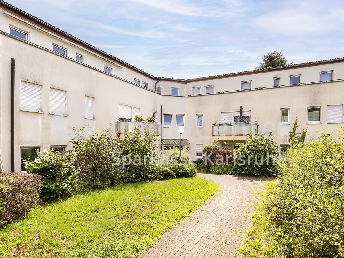 Außenansicht Außenansicht - Etagenwohnung in 76227 Karlsruhe / Durlach mit 57m² kaufen