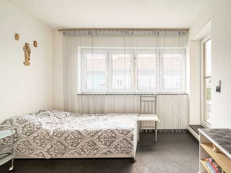 Gästezimmer - Doppelhaushälfte in 68794 Oberhausen-Rheinhausen mit 130m² kaufen