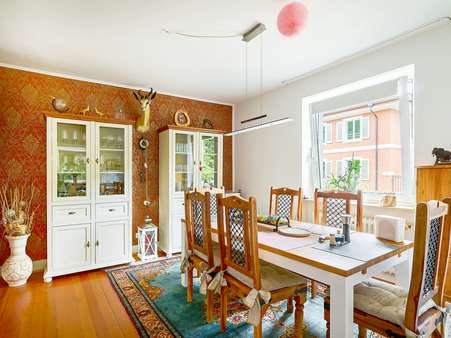 Essbereich EG - Mehrfamilienhaus in 76199 Karlsruhe / Weiherfeld-Dammerstock mit 294m² kaufen