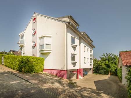 Fassade - Maisonette-Wohnung in 76327 Pfinztal / Berghausen mit 76m² kaufen