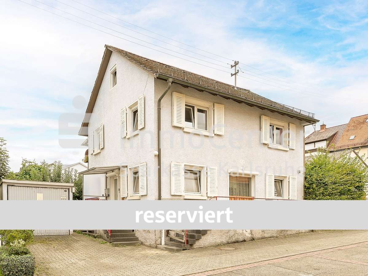 RESERVIERT - Zweifamilienhaus in 76307 Karlsbad mit 109m² kaufen