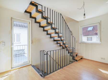 Treppenhaus Treppenhaus - Einfamilienhaus in 76287 Rheinstetten / Mörsch mit 124m² kaufen