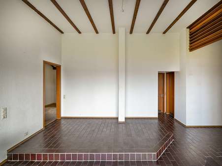 Essplatz - Etagenwohnung in 76133 Karlruhe-Innenstadt mit 69m² kaufen