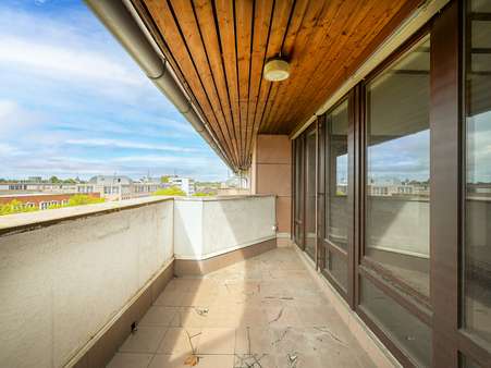 Loggia - Etagenwohnung in 76133 Karlruhe-Innenstadt mit 69m² kaufen