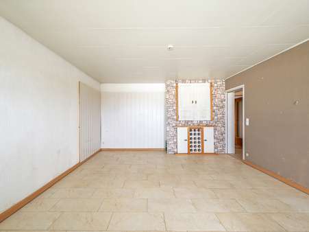 Wohnzimmer Ansicht 2 - Etagenwohnung in 76337 Waldbronn / Reichenbach mit 80m² kaufen