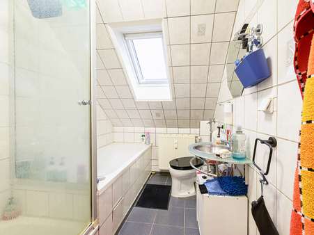 OG Bad - Einfamilienhaus in 76307 Karlsbad / Langensteinbach mit 115m² kaufen