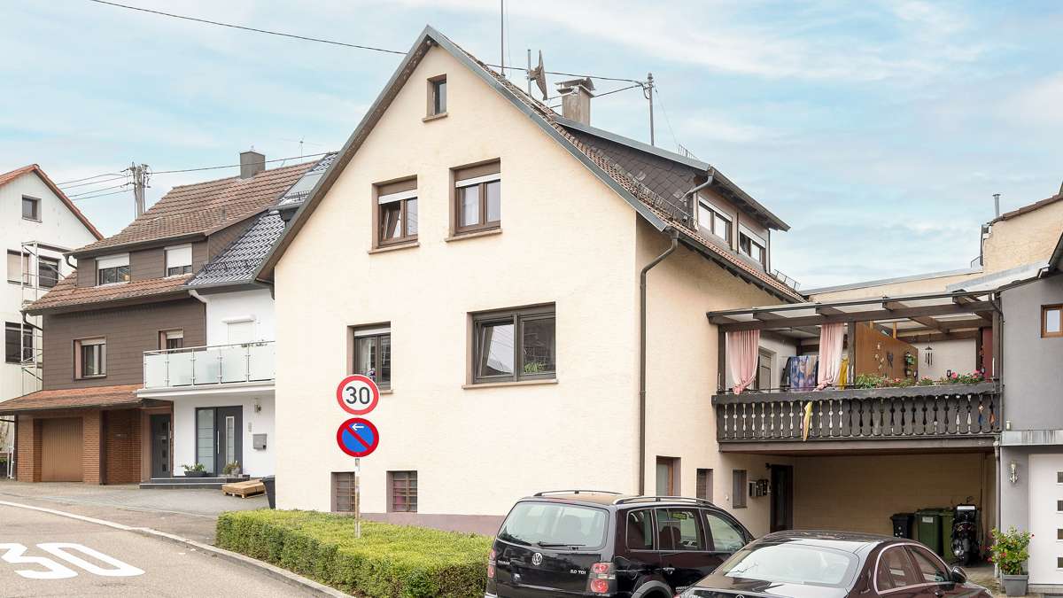Außenansicht - Einfamilienhaus in 76307 Karlsbad / Langensteinbach mit 115m² kaufen