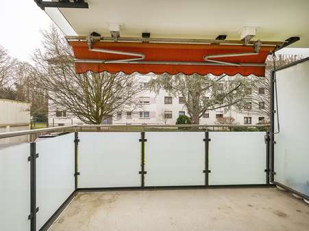 Balkon Balkon - Erdgeschosswohnung in 76228 Karlsruhe mit 96m² kaufen
