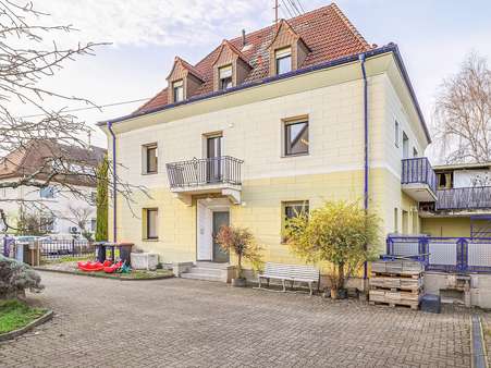 Seitenansicht - Etagenwohnung in 76187 Karlsruhe / Knielingen mit 85m² kaufen