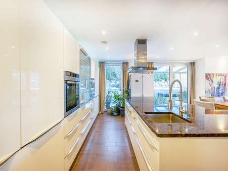 Küche Ansicht 2 - Einfamilienhaus in 76337 Waldbronn / Busenbach mit 226m² kaufen