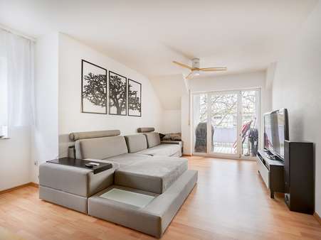 Wohnbereich - Etagenwohnung in 76131 Karlsruhe / Oststadt mit 72m² kaufen