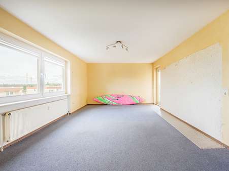 Wohnzimmer Ansicht 1 - Etagenwohnung in 76344 Eggenstein-Leopoldshafen mit 103m² kaufen