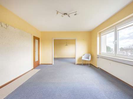 Wohnzimmer Ansicht 2 - Etagenwohnung in 76344 Eggenstein-Leopoldshafen mit 103m² kaufen
