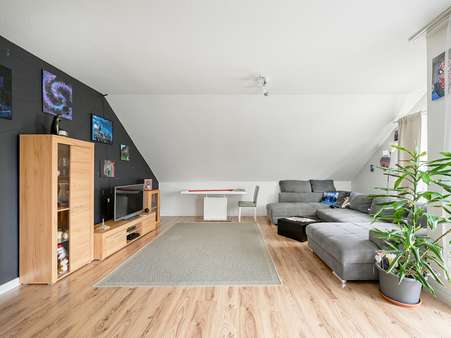 Wohnzimmer Ansicht 2 - Etagenwohnung in 76467 Bietigheim mit 68m² kaufen