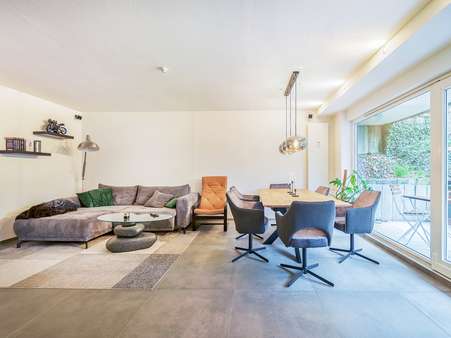 Wohnzimmer Ansicht 2  4 3 - Souterrain-Wohnung in 76275 Ettlingen / Oberweier mit 57m² kaufen