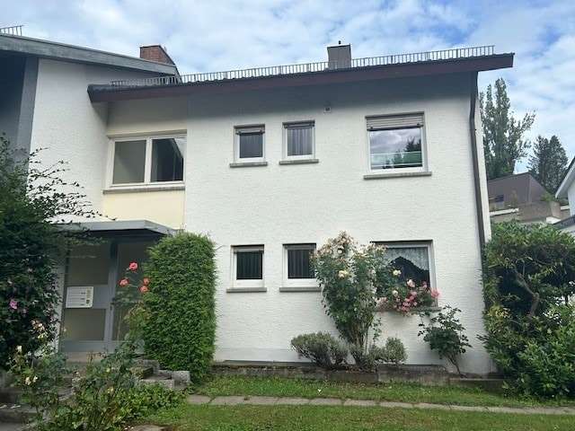 Ansicht Eingang - Mehrfamilienhaus in 76534 Baden-Baden mit 164m² kaufen