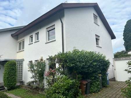 Süd-Ost Ansicht - Mehrfamilienhaus in 76534 Baden-Baden mit 164m² kaufen