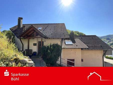 Außenansicht Außenansicht - Zweifamilienhaus in 77830 Bühlertal mit 215m² kaufen