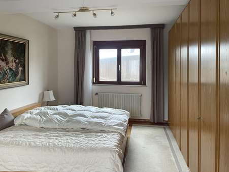 Schlafzimmer EG - Zweifamilienhaus in 77836 Rheinmünster mit 200m² kaufen