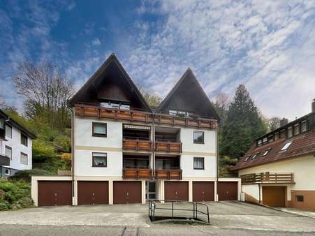 Ansicht Straßenseite - Etagenwohnung in 77830 Bühlertal mit 67m² kaufen