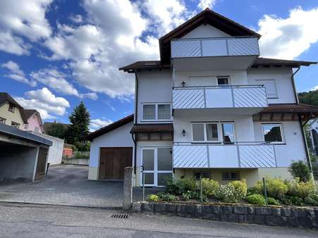 Hausansicht Hausansicht - Mehrfamilienhaus in 77830 Bühlertal mit 183m² kaufen
