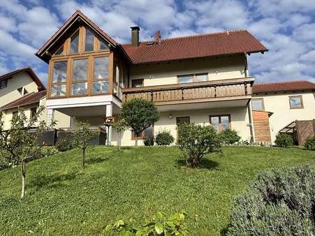 Hausansicht Hausansicht - Einfamilienhaus in 76599 Weisenbach mit 242m² kaufen