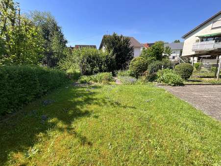 Gartenfläche - Zweifamilienhaus in 76534 Baden-Baden mit 176m² kaufen