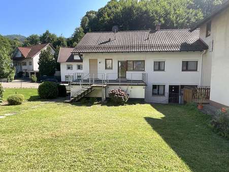 Ansicht vom Garten Ansicht vom Garten - Doppelhaushälfte in 77830 Bühlertal mit 210m² kaufen