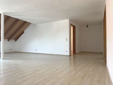 Wohn-/Essbereich - Etagenwohnung in 77815 Bühl mit 66m² kaufen
