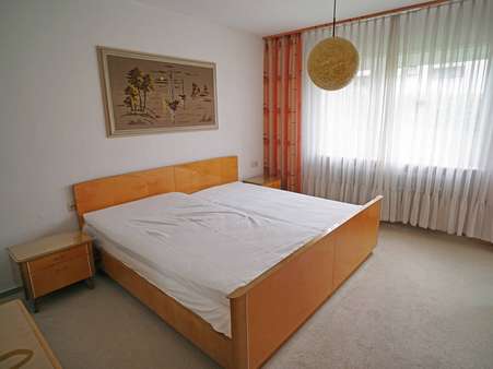 Schlafzimmer - Erdgeschosswohnung in 74906 Bad Rappenau mit 75m² kaufen