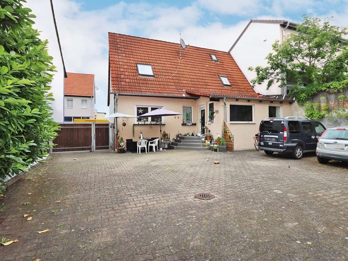 Rückseite des Hauses - Reiheneckhaus in 68753 Waghäusel mit 127m² kaufen