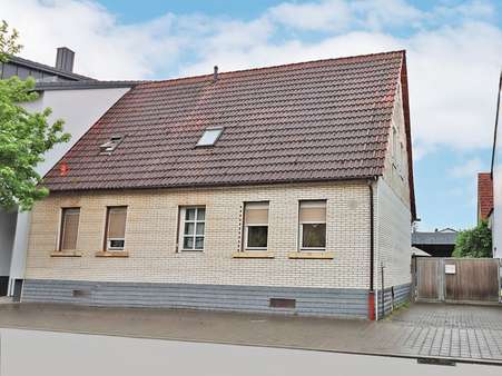 Vorderansicht - Reiheneckhaus in 68753 Waghäusel mit 127m² kaufen