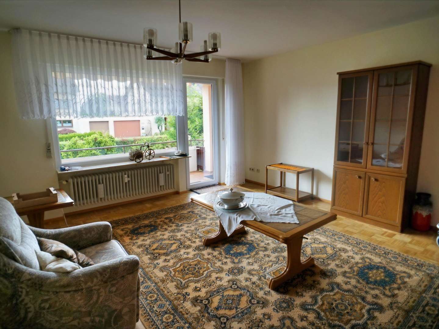 Wohnzimmer - Erdgeschosswohnung in 74906 Bad Rappenau mit 74m² kaufen