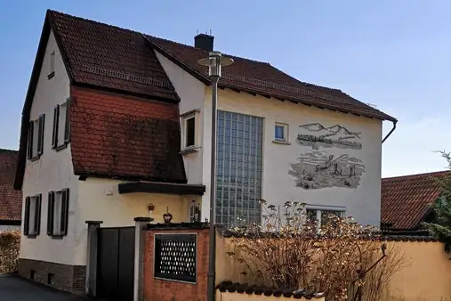 Einfamilienhaus in Mühlhausen!