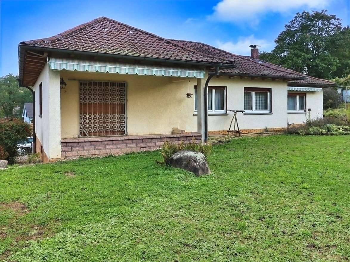 Gartenansicht - Bungalow in 76698 Ubstadt-Weiher mit 144m² kaufen