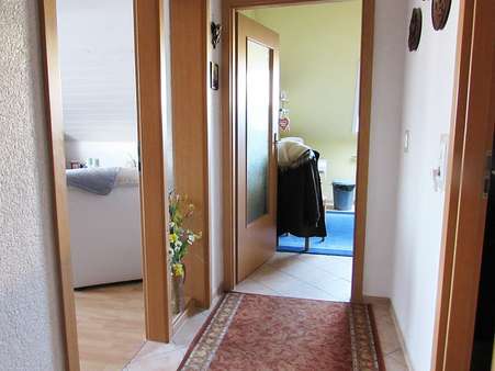 Flur - Dachgeschosswohnung in 76669 Bad Schönborn mit 65m² kaufen