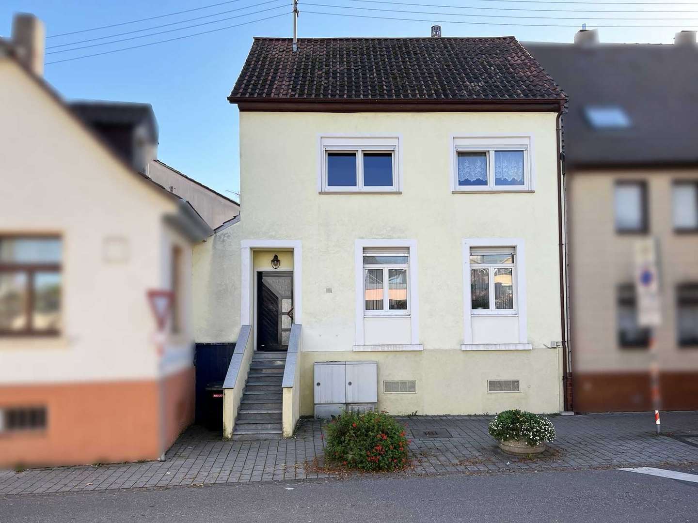 Straßenansicht - Einfamilienhaus in 74906 Bad Rappenau mit 163m² kaufen