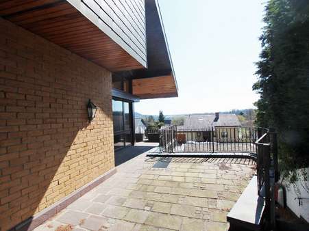 Terrasse - Einfamilienhaus in 75438 Knittlingen mit 258m² kaufen