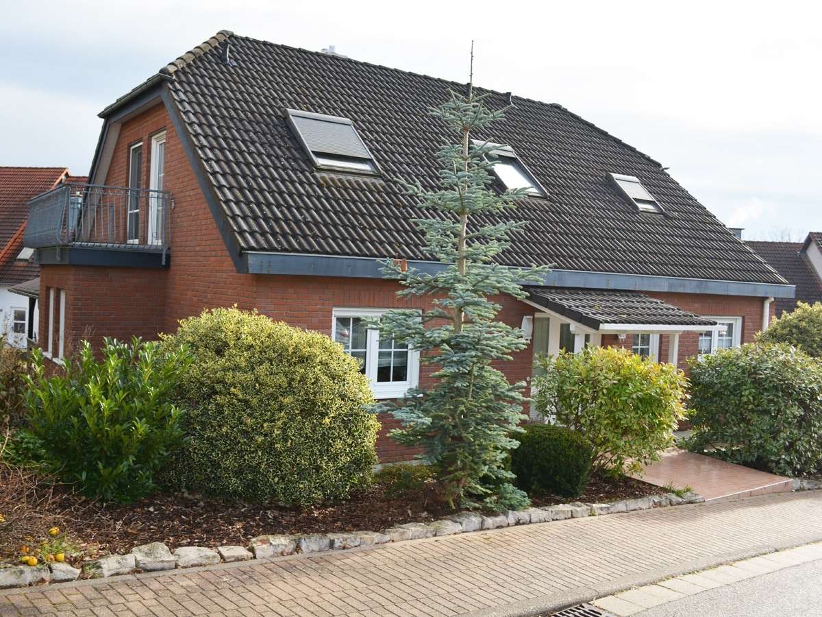 Seitenansicht Seitenansicht - Einfamilienhaus in 75059 Zaisenhausen mit 175m² kaufen