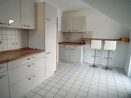 Dachgeschosswohnung mit eigenem Garten in Angelbachtal!