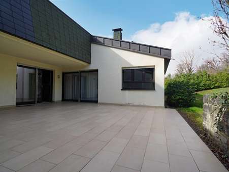 Terrasse - Zweifamilienhaus in 74906 Bad Rappenau mit 218m² kaufen
