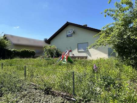 Garten - Einfamilienhaus in 74889 Sinsheim mit 156m² kaufen