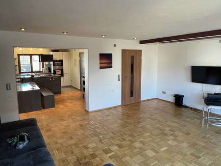 Wohnzimmer - Einfamilienhaus in 74889 Sinsheim mit 156m² kaufen